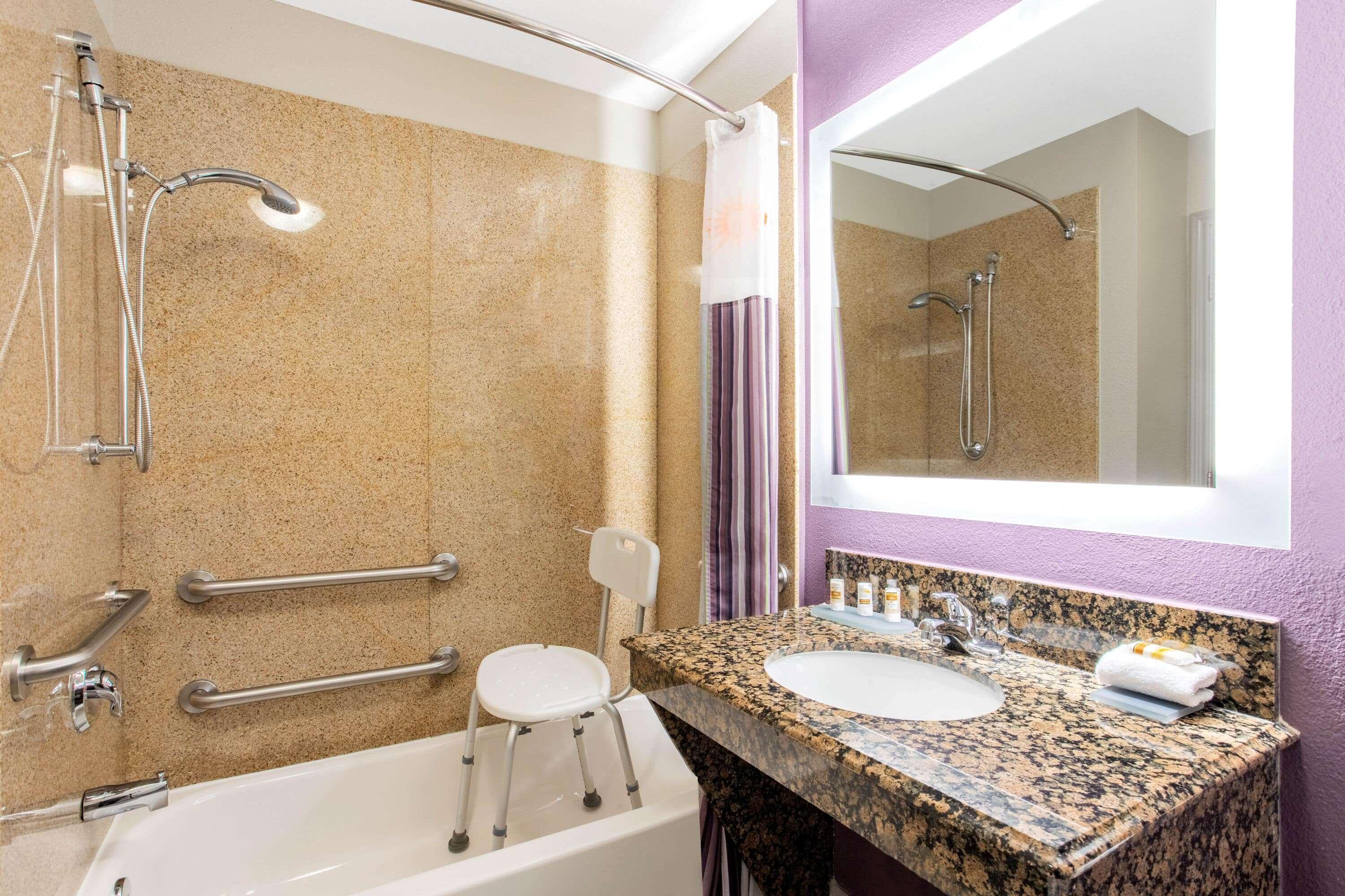 La Quinta By Wyndham Hillsboro Hotel Екстериор снимка